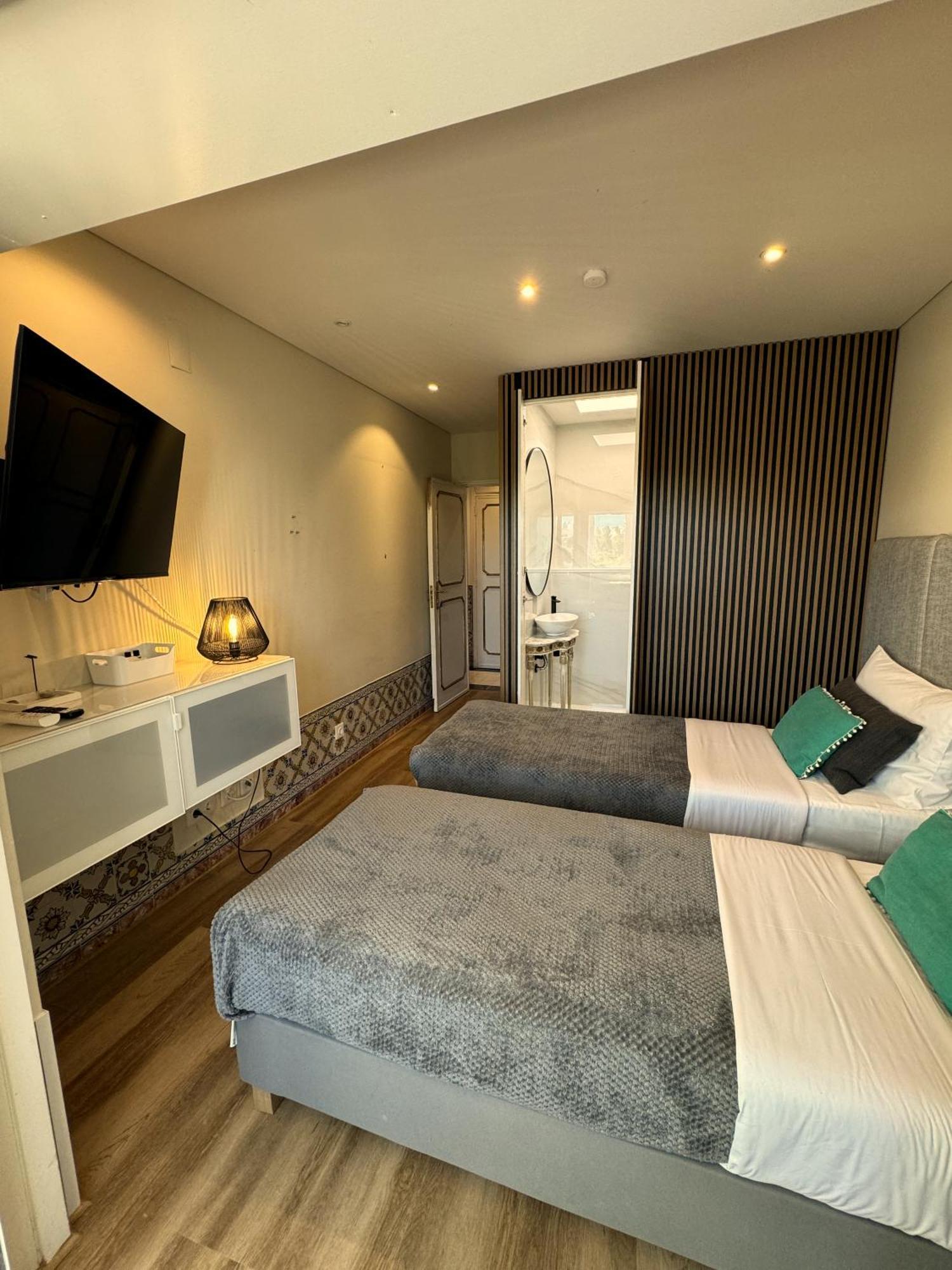 Lx Art Flats | Flat Two Hotel ลิสบอน ภายนอก รูปภาพ