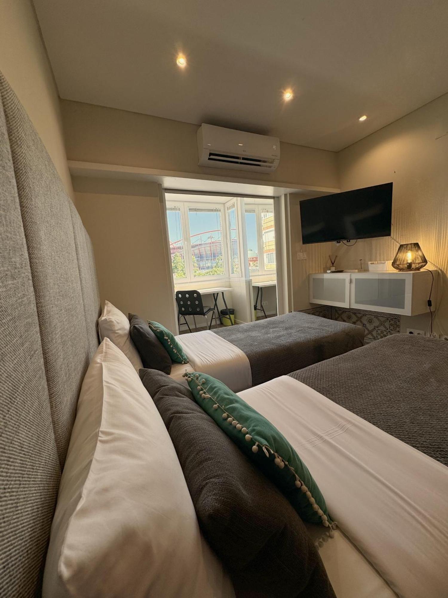 Lx Art Flats | Flat Two Hotel ลิสบอน ภายนอก รูปภาพ