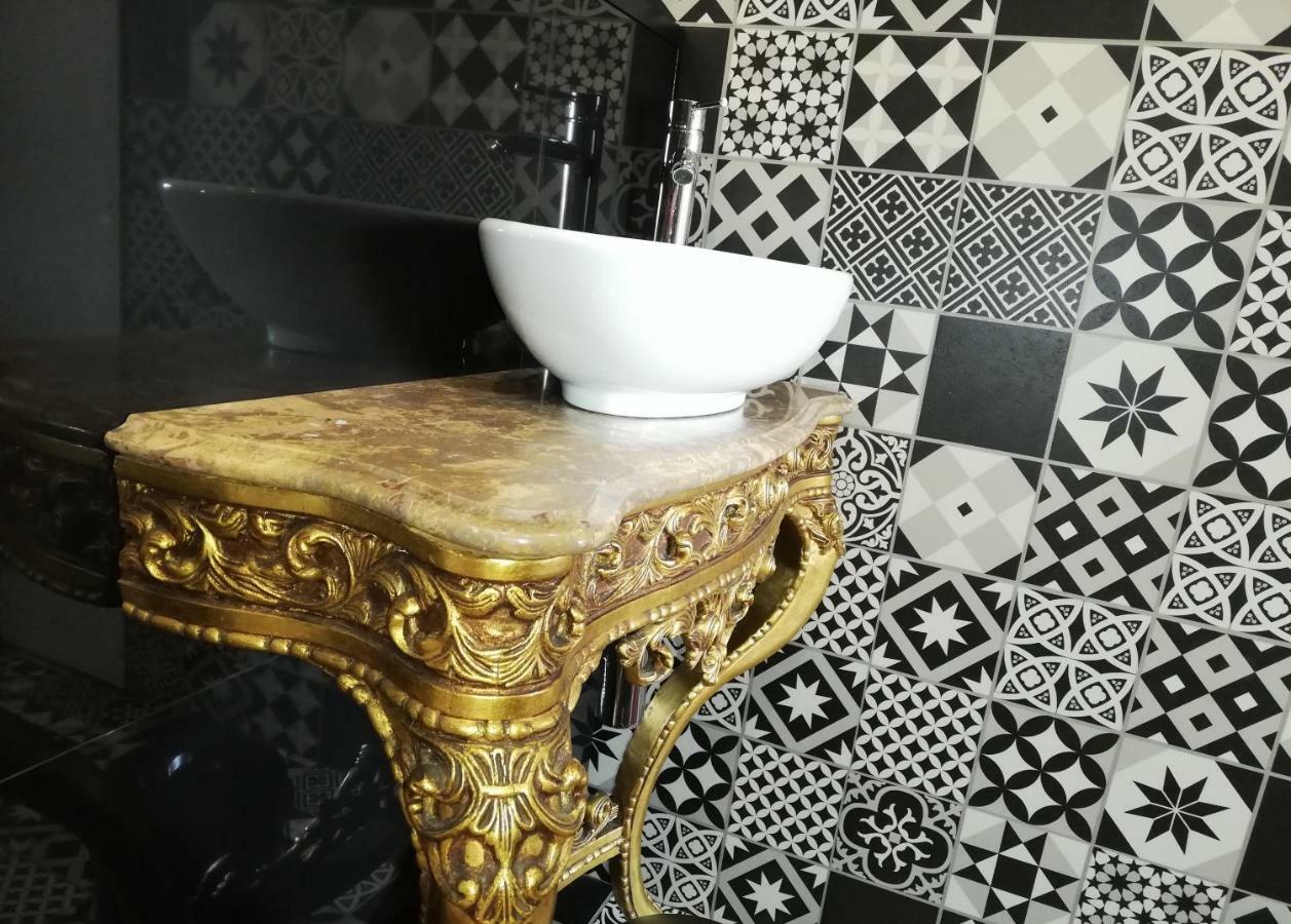 Lx Art Flats | Flat Two Hotel ลิสบอน ภายนอก รูปภาพ